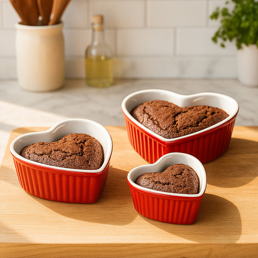 Red Set of 3 Heart Shape Oven Dishes | Amour
