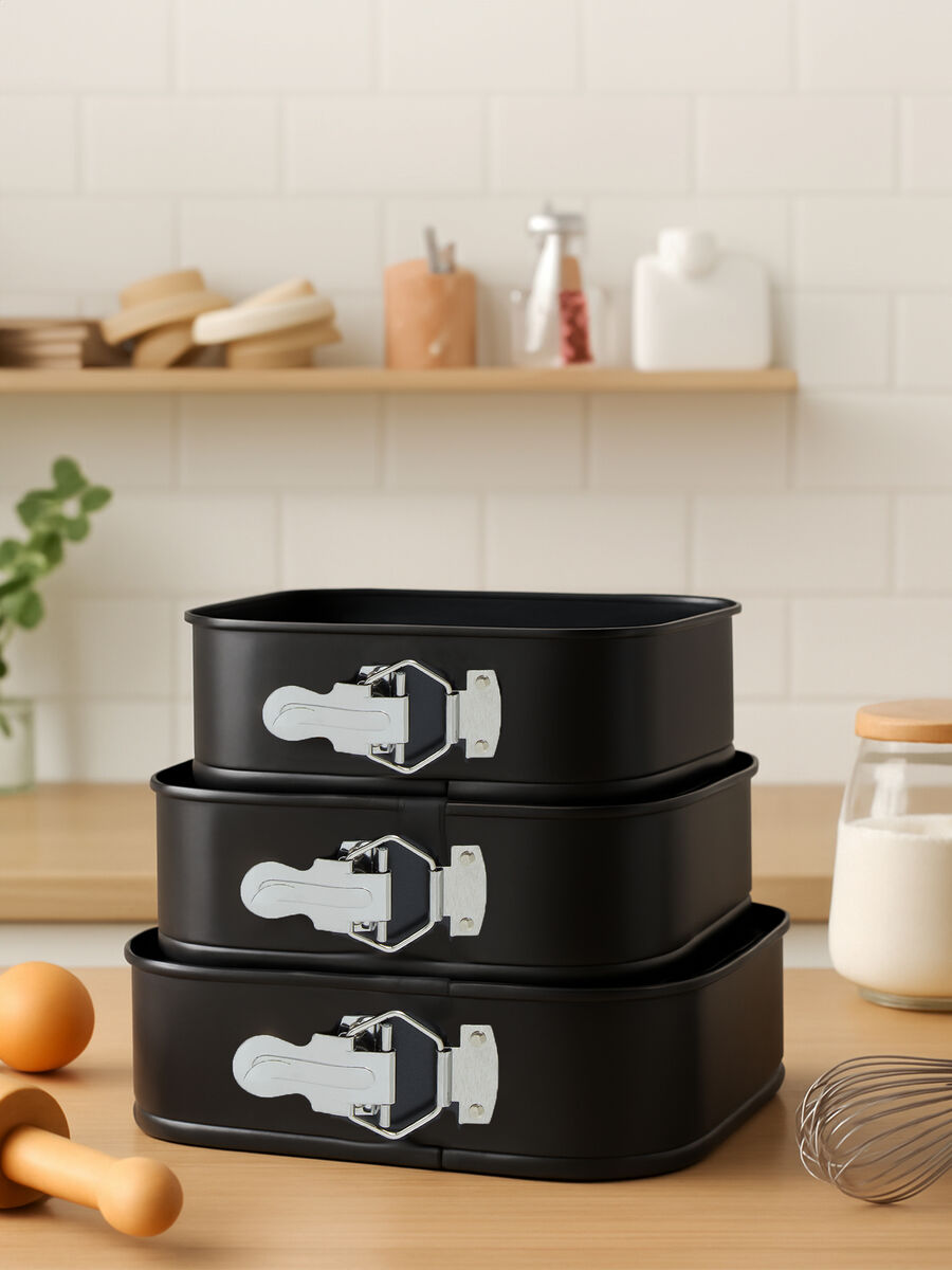 Set of Three Non Stick Square Cake Tins | From Scratch