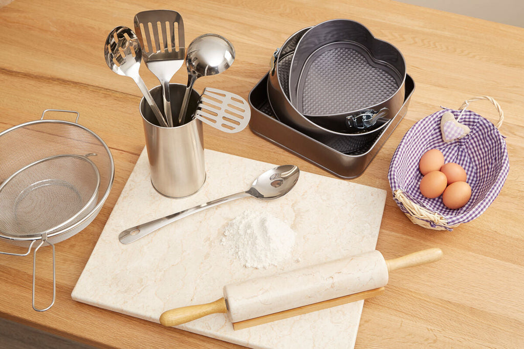 Set of 3 Spring Form Assorted Cake Tins | Mari