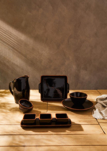 Terracotta Set of 3 Dip Bowls with Tray in Black | Calisto