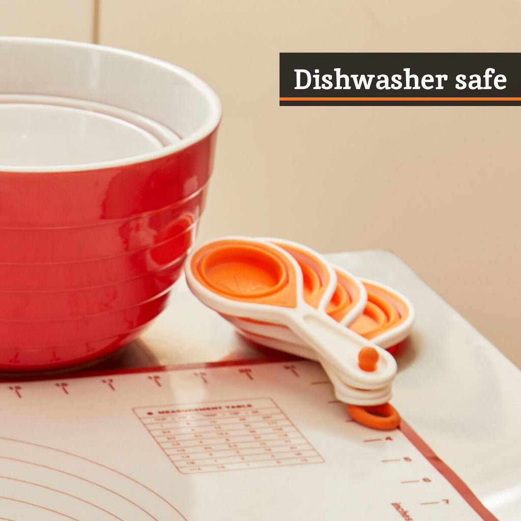 Set Of 4 Collapsible Orange Silicone Measuring Cups | Zing