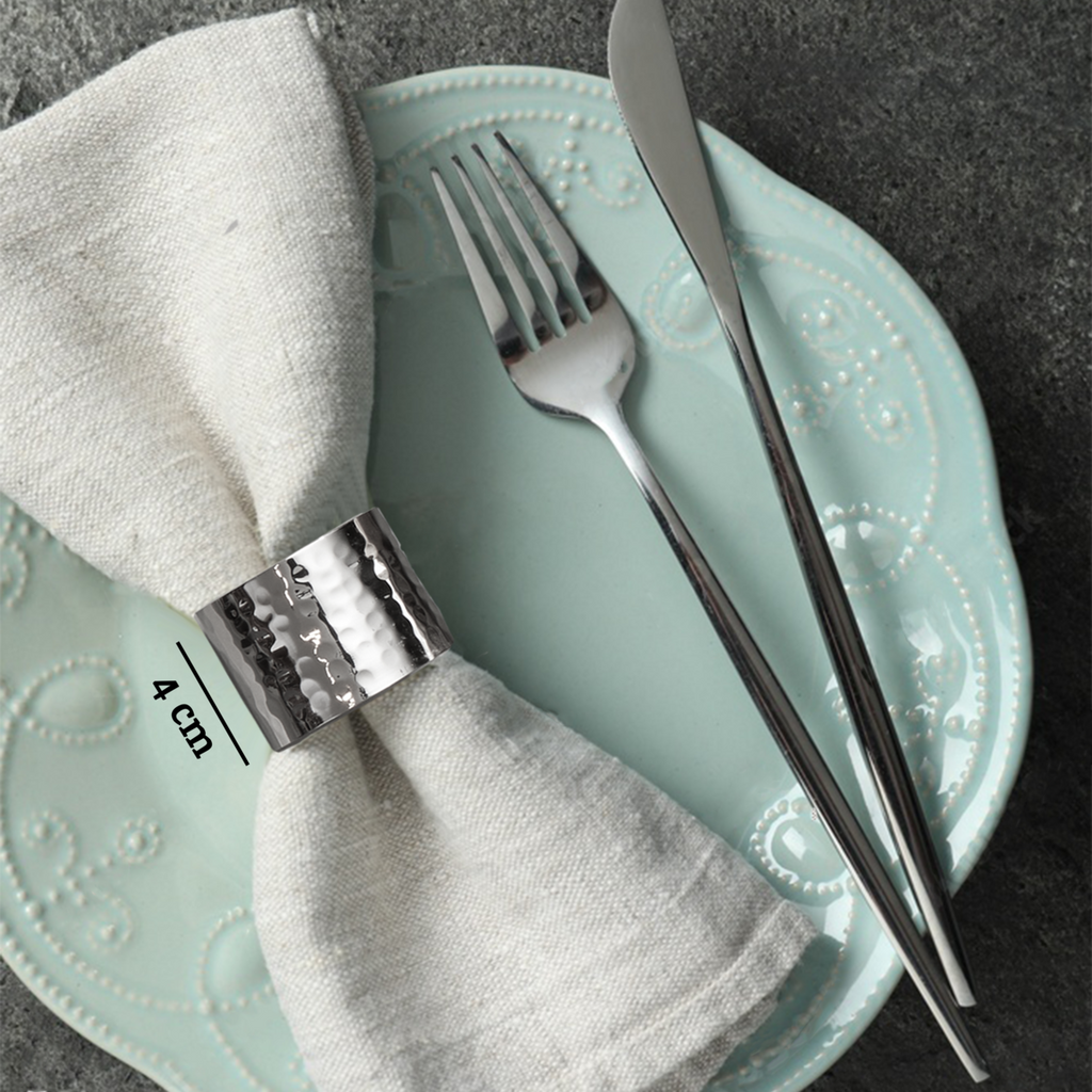 Set of Four Silver Finish Napkin Rings | Metallic Napkin Rings