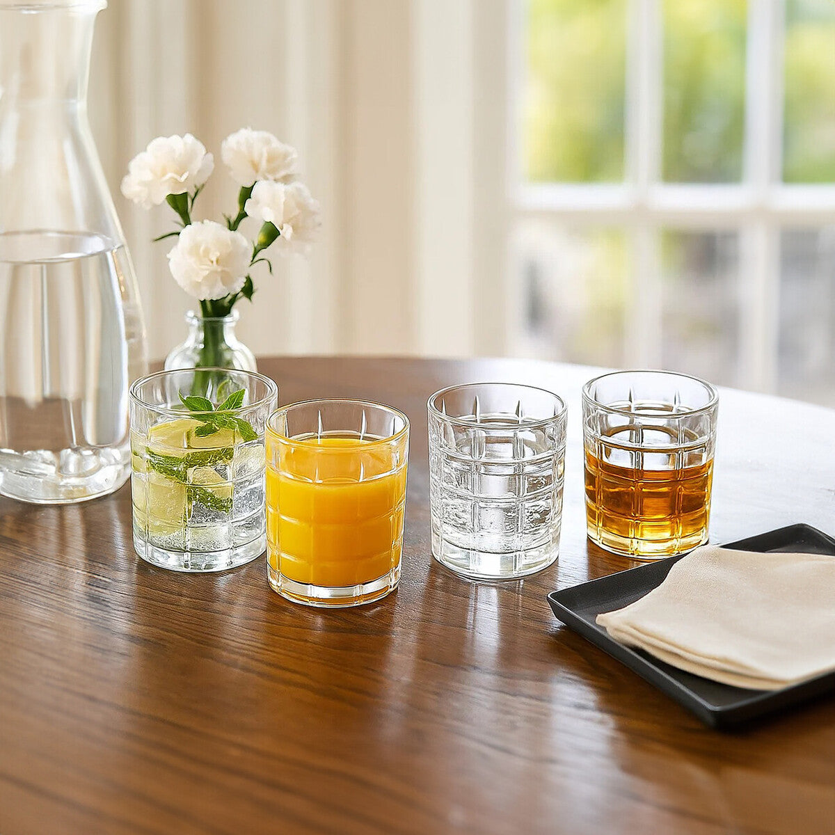 Set of Four Check Glass Tumblers | Auclair