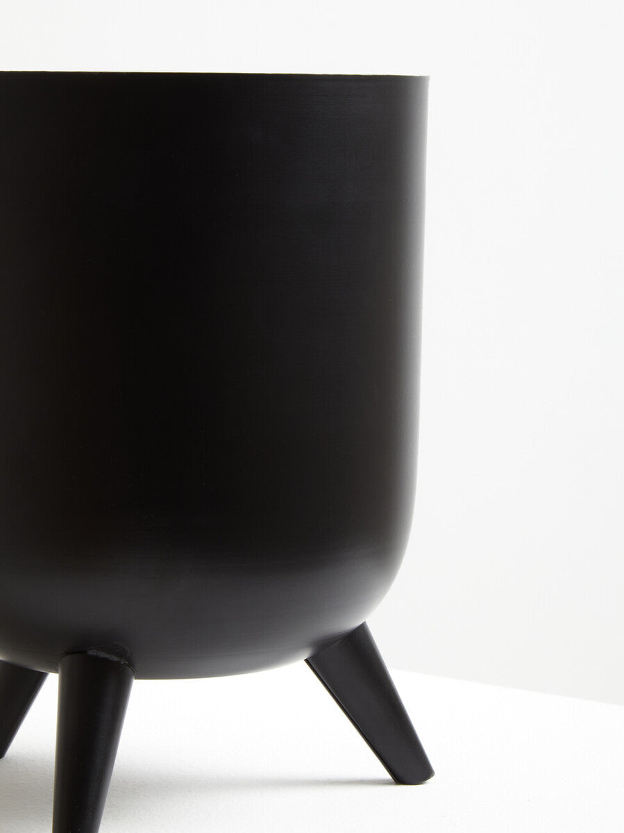 Alina Black Vase