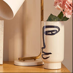 Viso Small Black And White Face Vase