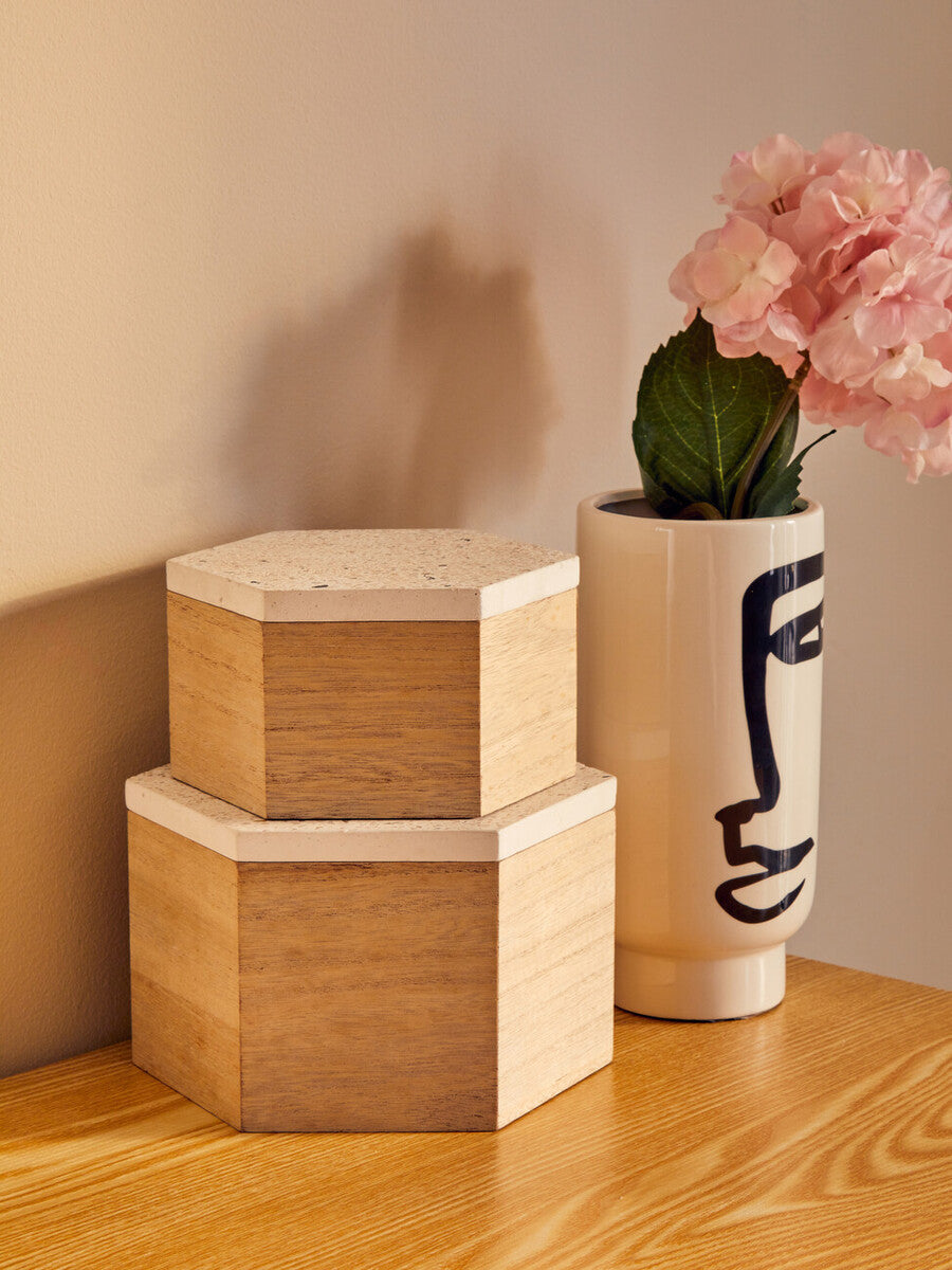 Viso Small Black And White Face Vase