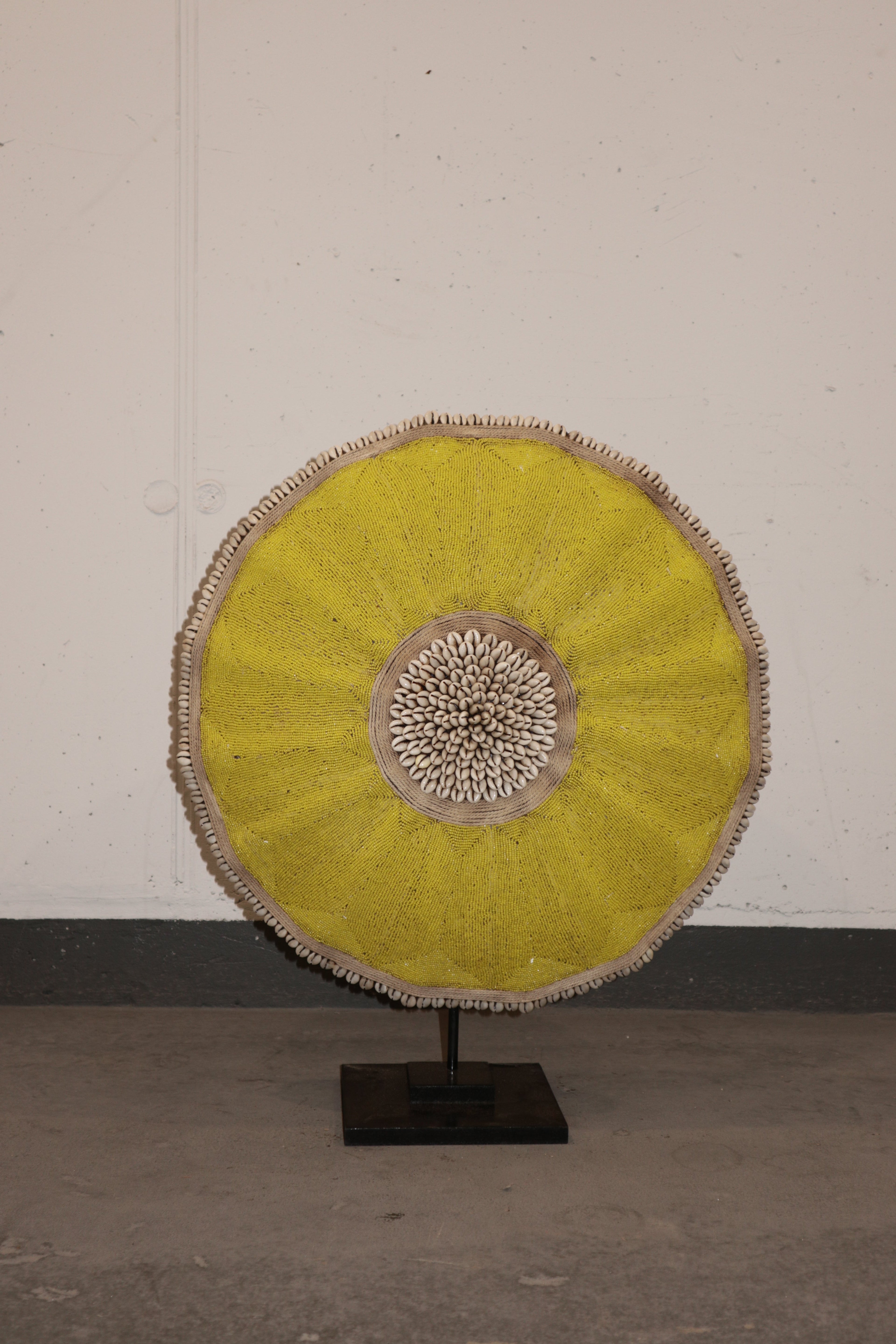 Cameroon Beaded Shield - L - 56cm Yellow 04