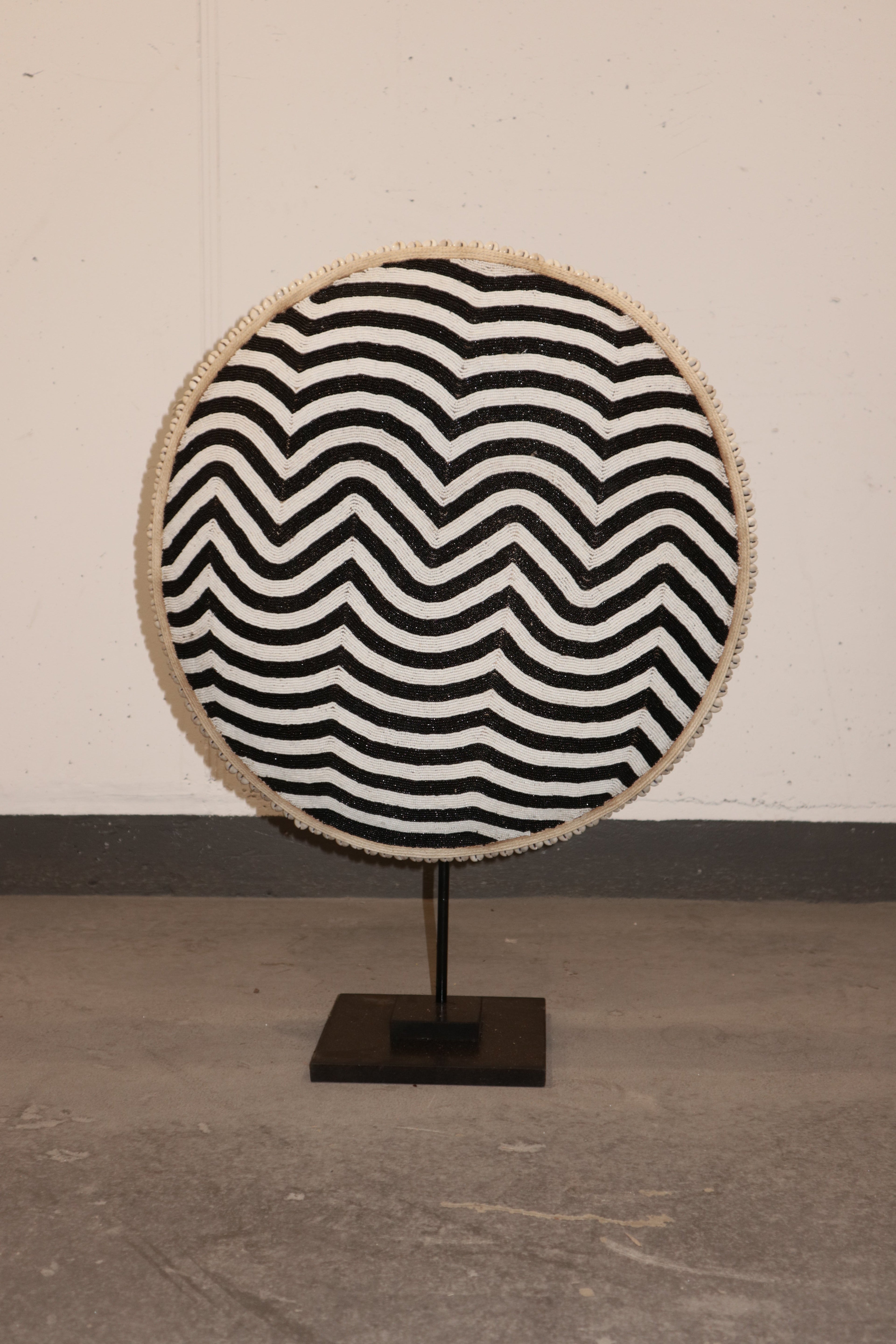 Cameroon Beaded Shield - L - 56cm Black & White 11