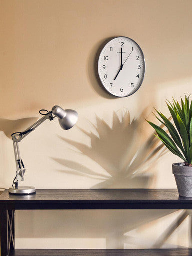 Oval Wall Clock with Silver Finish | Elko