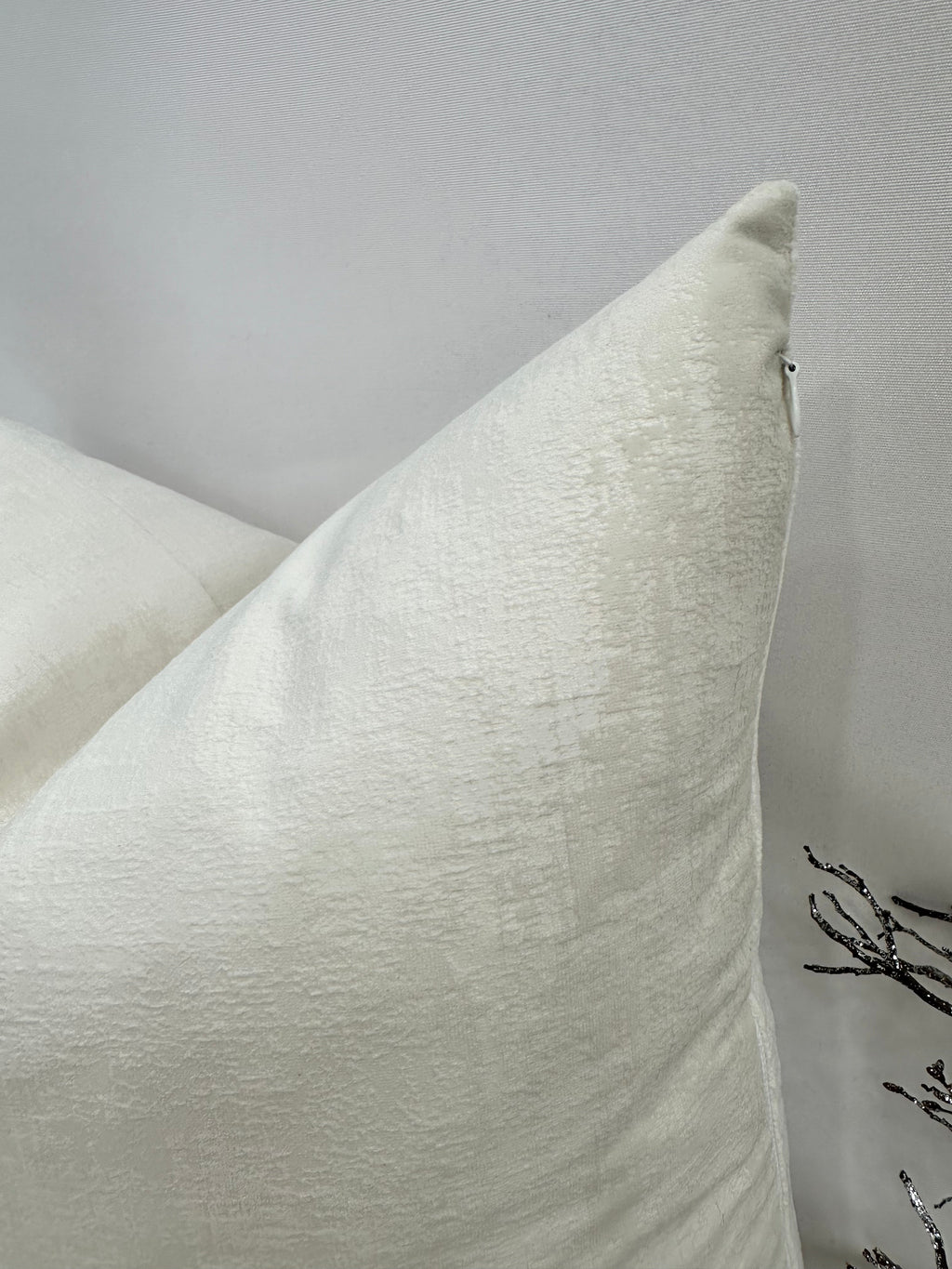 The Couture Cushion - The Ivory Dolce - Style No. 133