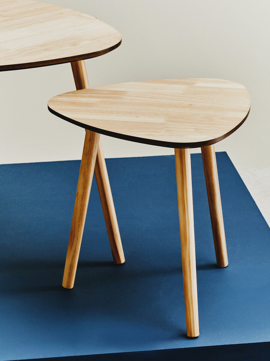 Set of 2 Natural Wooden Nesting Side Tables with Tripod Legs and Rounded Triangle Tops | Rostok