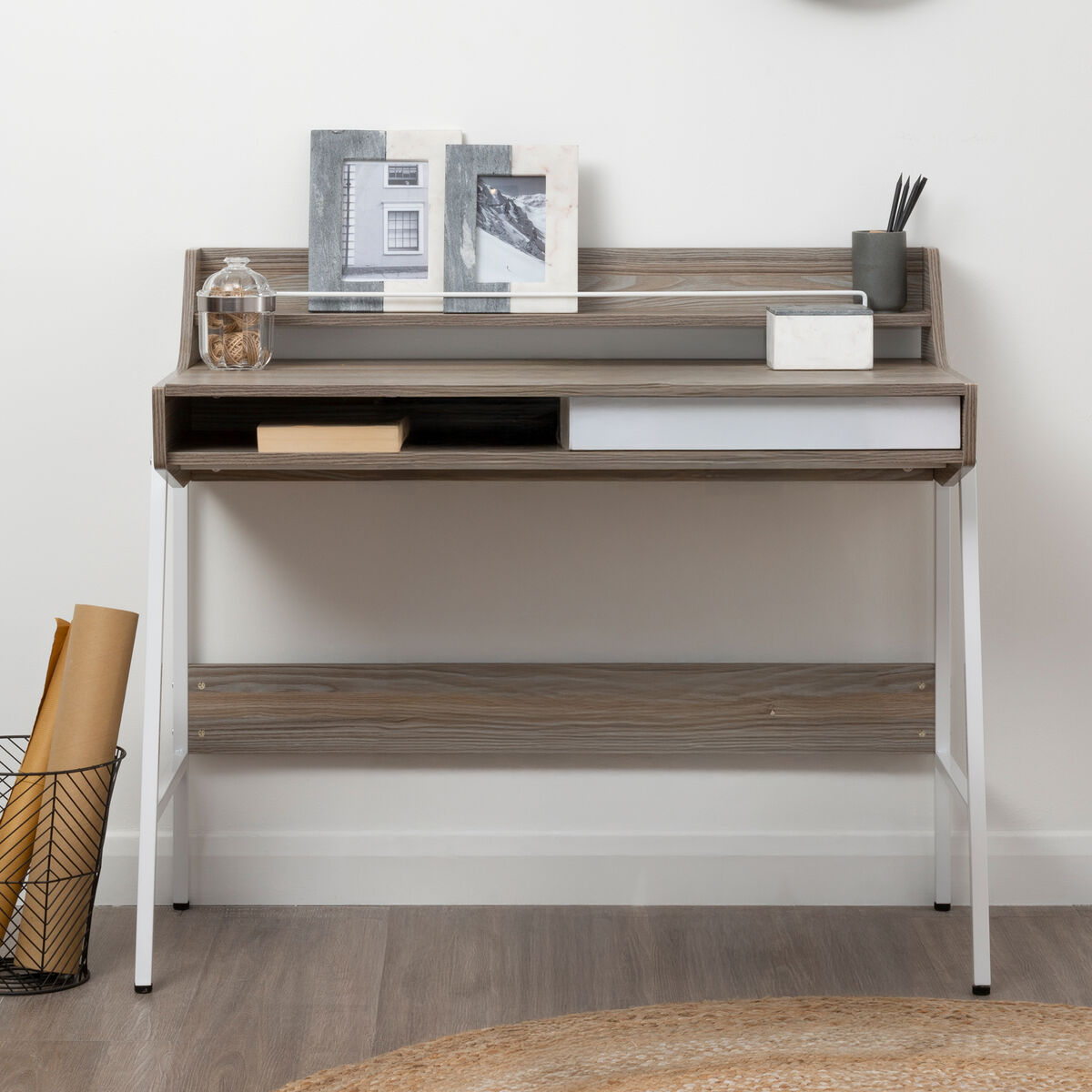 Light Oak Veneer Effect One Drawer Desk | Bradbury