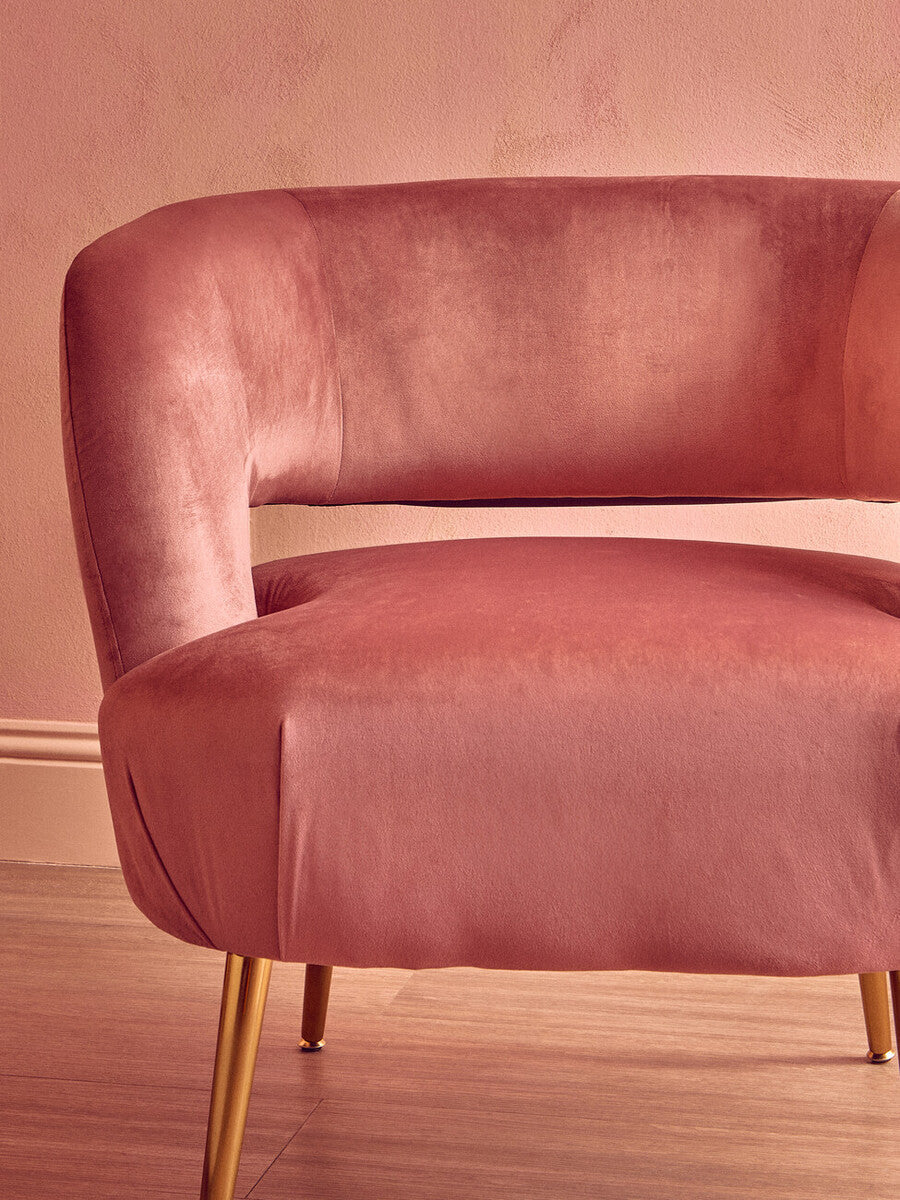 Pink Velvet Curved Accent Chair | Larissa