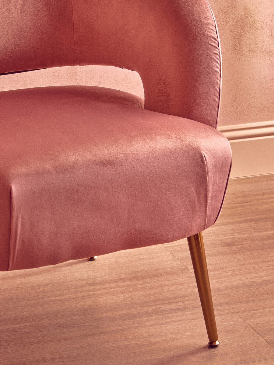 Pink Velvet Curved Accent Chair | Larissa