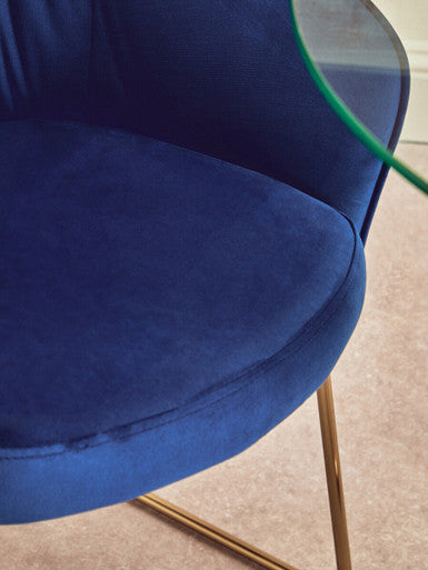 Midnight Velvet Curved Dining Chair | Veneto
