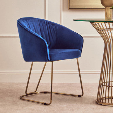 Midnight Velvet Curved Dining Chair | Veneto