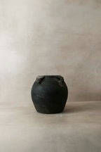 Vintage Lion Ears Dark Pot - De4.1