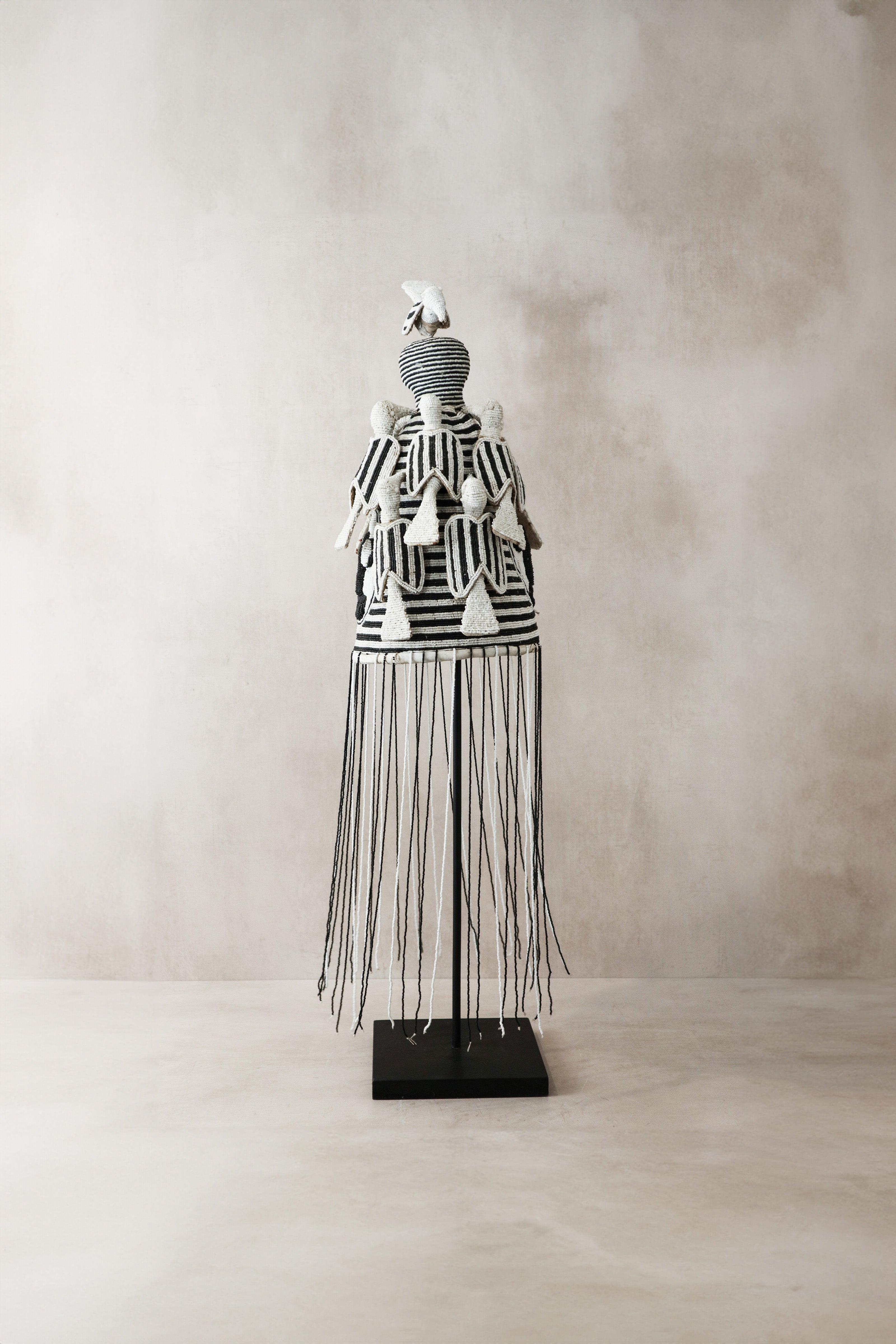 Yoruba Royal Crown Black & White - 15.1