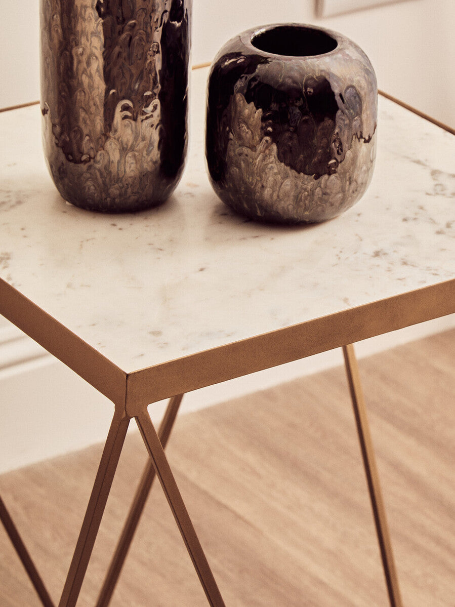 Natural Round Marble Top Side Table with Geometric Gold Metallic Base | Shalimar