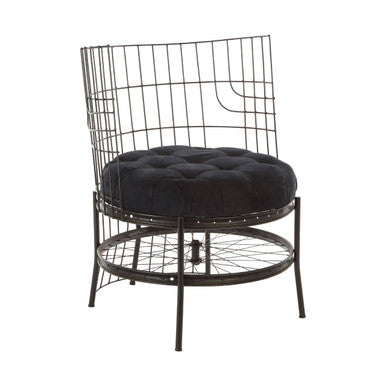 Black Wheel Design Chair | Mantis