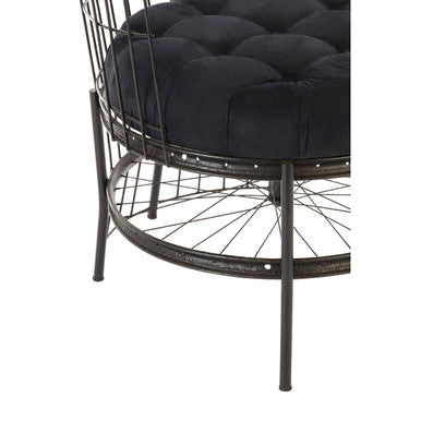 Black Wheel Design Chair | Mantis