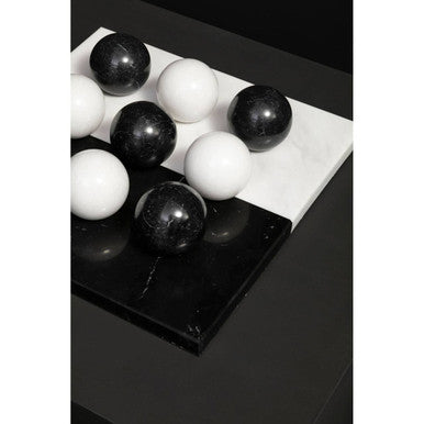 Black and White Tic Tac Toe Marble Game | Flos