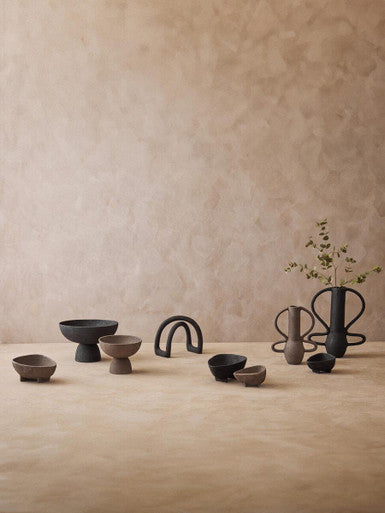 Small Textured Grey Pedestal Bowl | Deriva