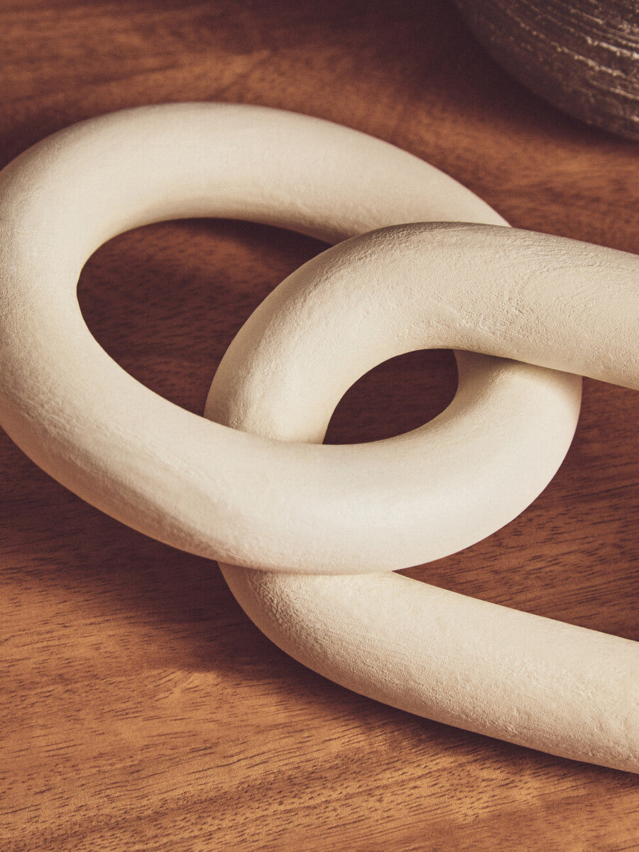 White Wood 2 Link Chain Decor | Cato