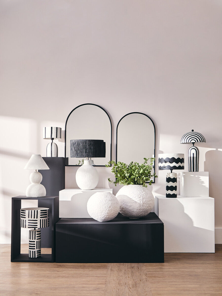 Carta Black And White Curved Stripe Papier Mache Table Lamp