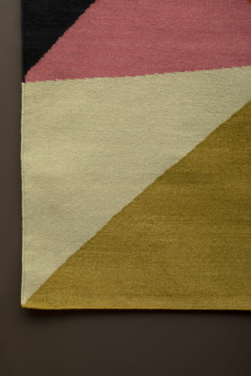 Bosie Rug with Triangular Shapes Design | Villon