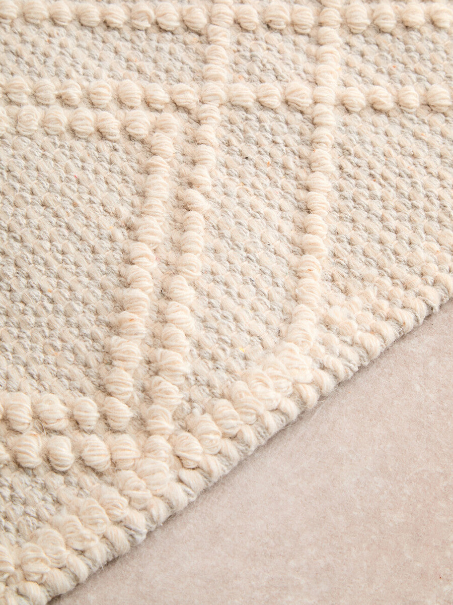 Bosie Large Geometric Ivory Rug | Jango