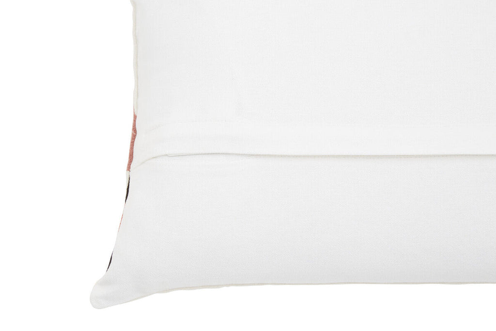 Curve Pattern Rectangular Cushion | Bosie Ozella