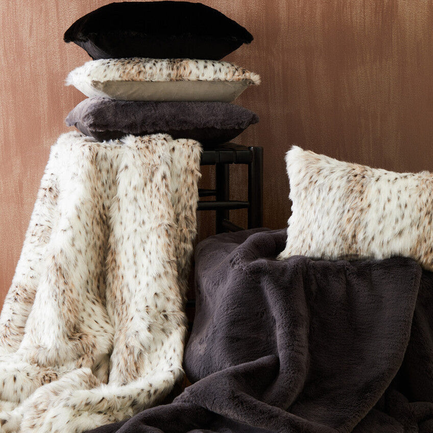 Bosie Animal Print Rectangular Fur Cushion | Lamina