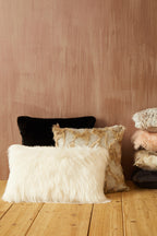 Bosie Cream Fur Cushion | Lamina