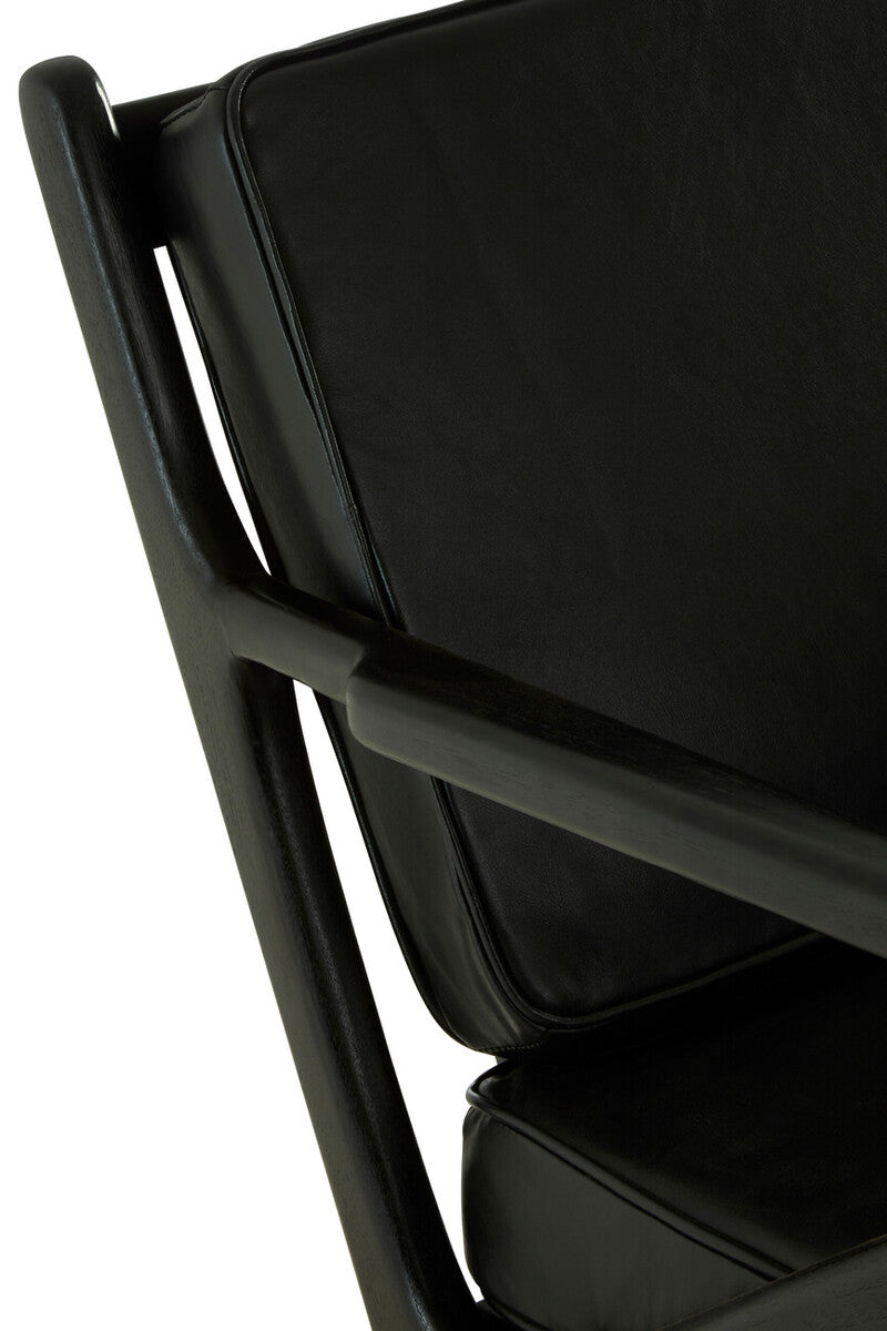 Black Leather and Teak Wood Frame Armchair | Kendari
