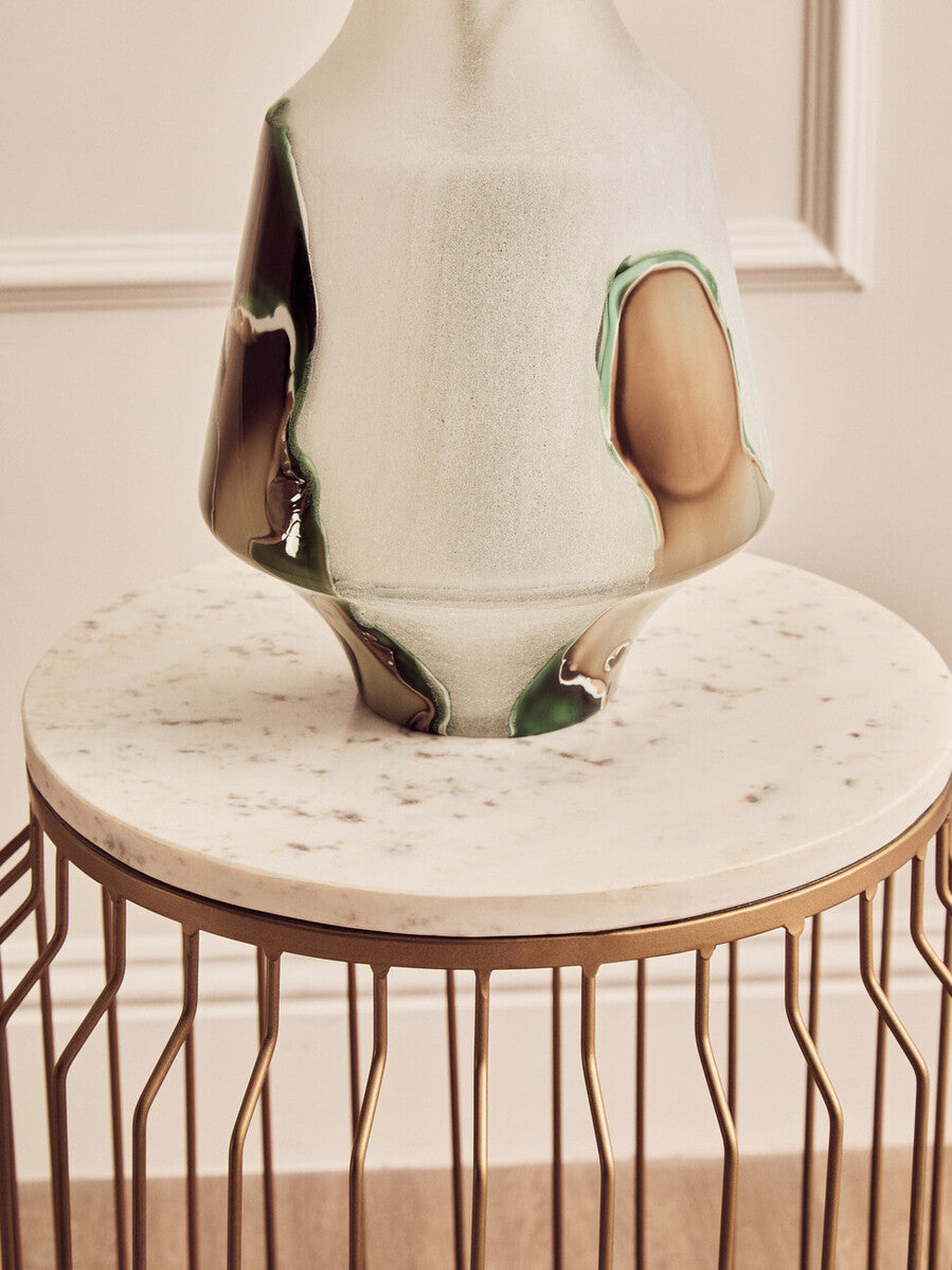White Marble Top Round Side Table with Reflective Gold Wireframe Metallic Base | Shalimar