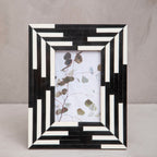 Donato 4In X 6In Black And White Stripe Photo Frame
