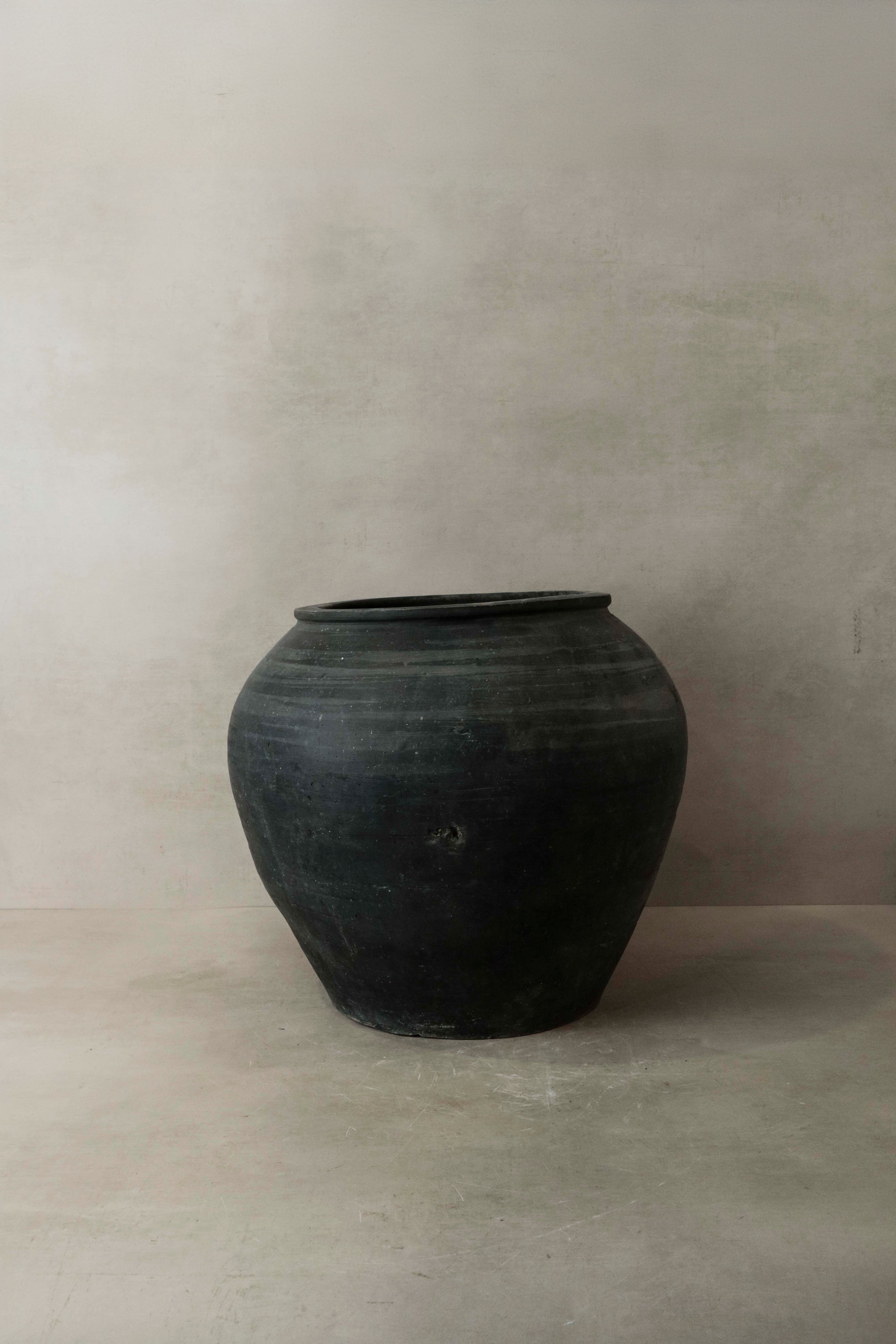 Vintage Dark Pot n° 007