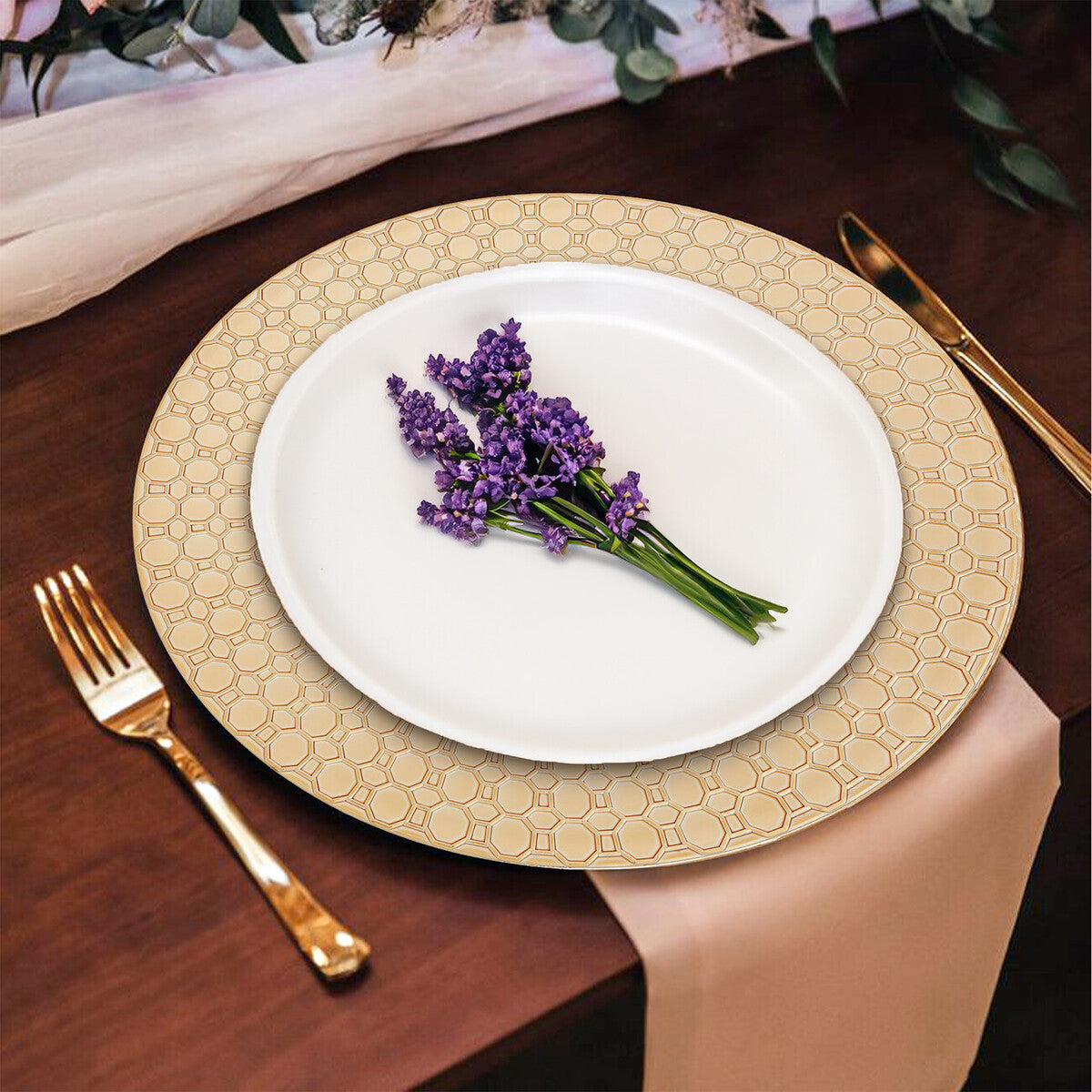 Gold Charger Plate with Octagon Pattern Rim | Dia