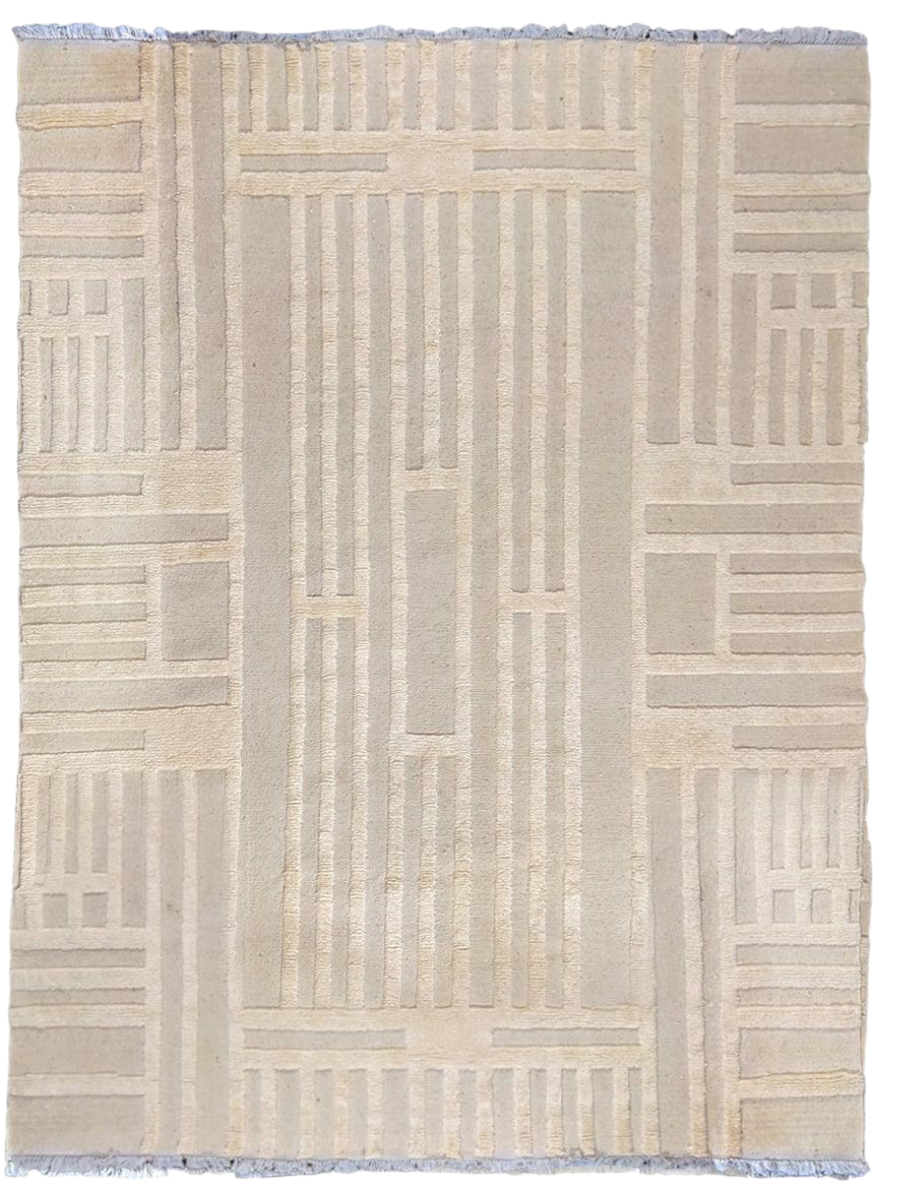 Veluxia Hand Knotted Rug - 278 x 250 cm