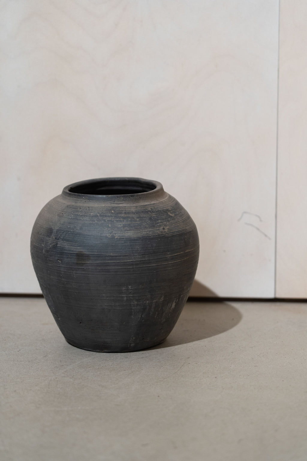 Old Dark Grey Pots