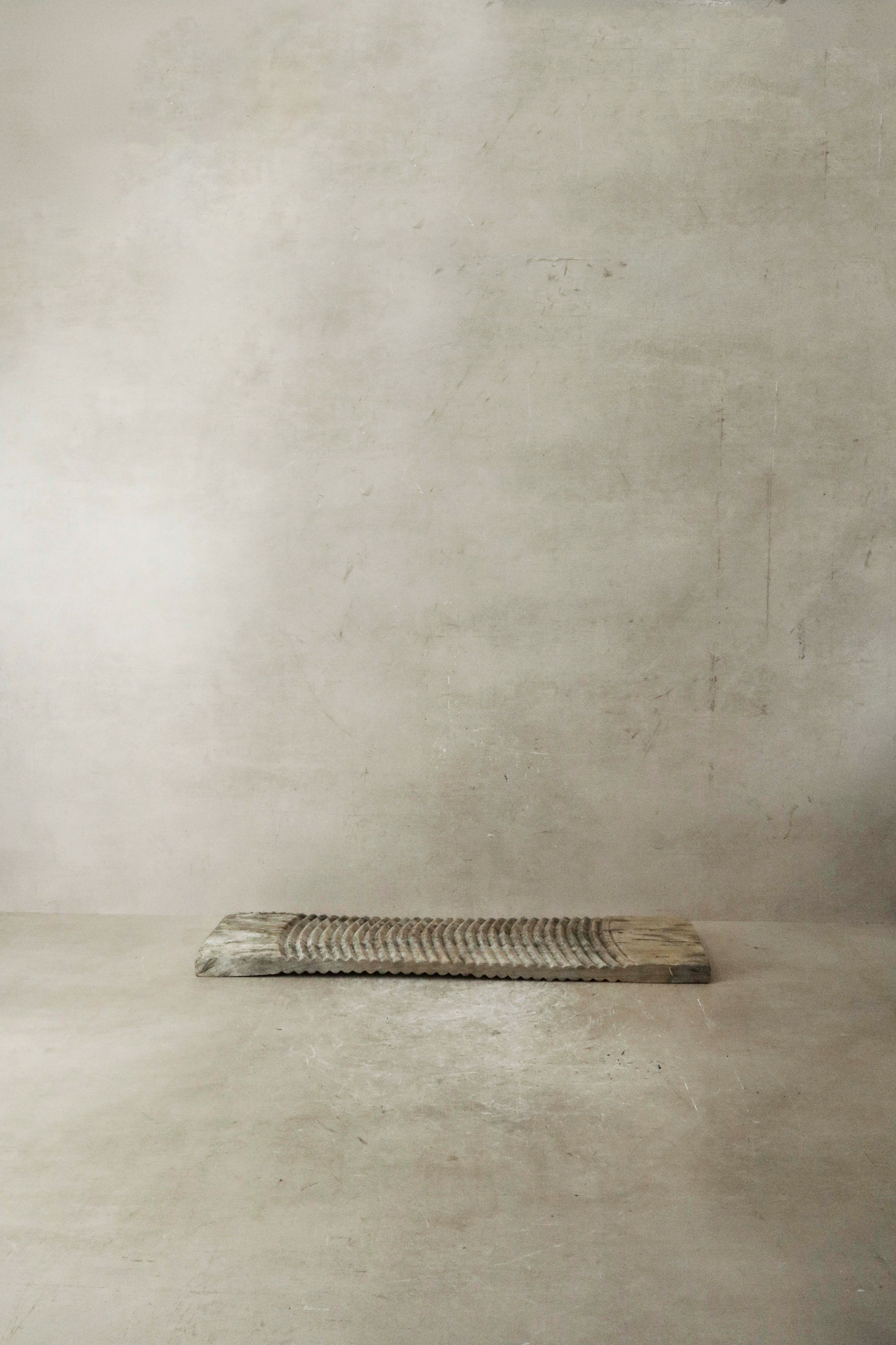 Vintage Elm Wooden Washboard - 4