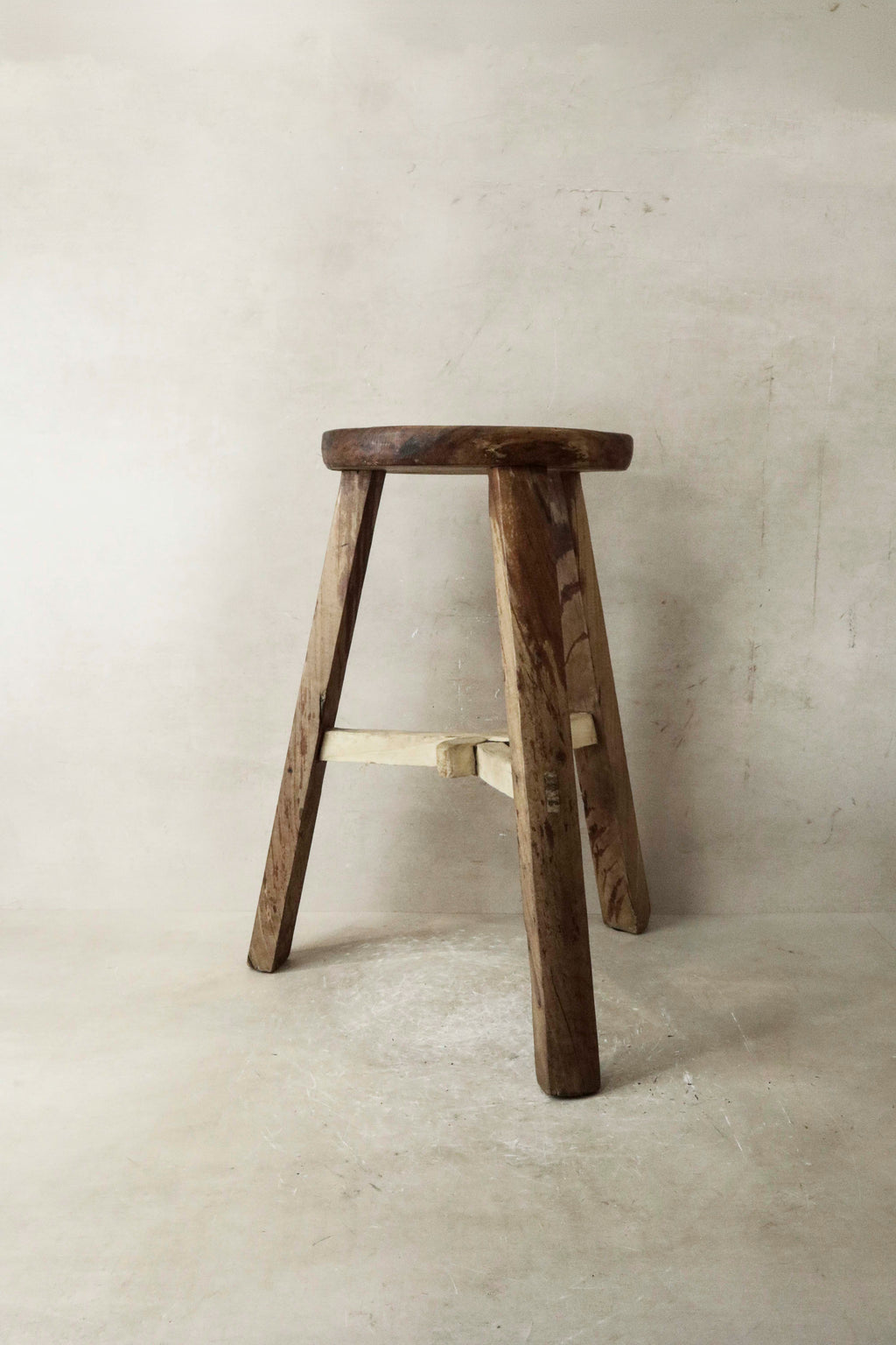 Vintage Rustic Elm Wood Stool - Round - No 28