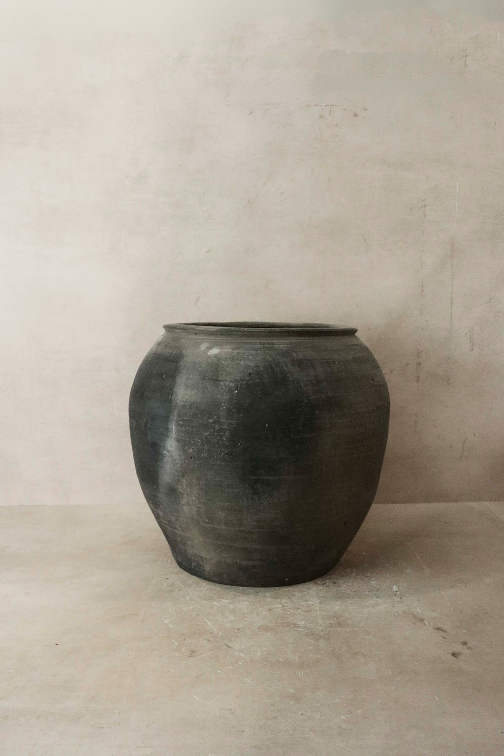 Vintage Dark Pot n° 042