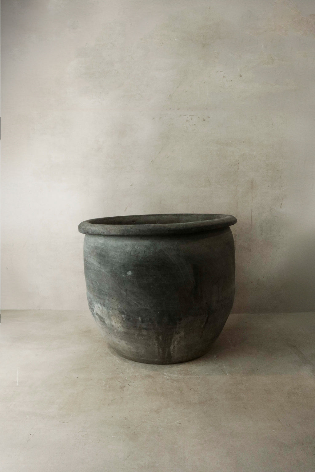 Big Old Grey Asian Pots- L004