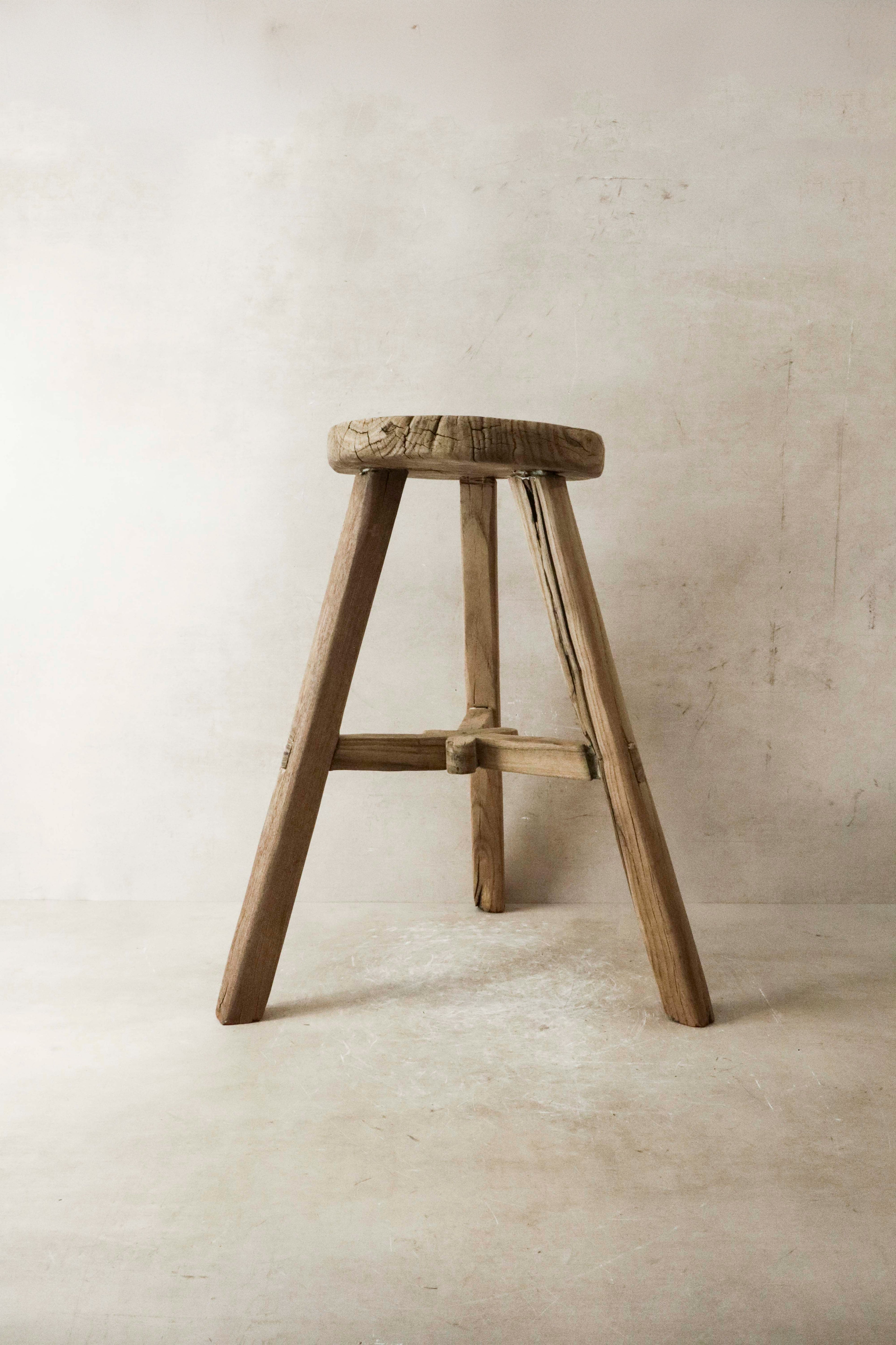 Vintage Rustic Elm Wood Stool - Round - No 21
