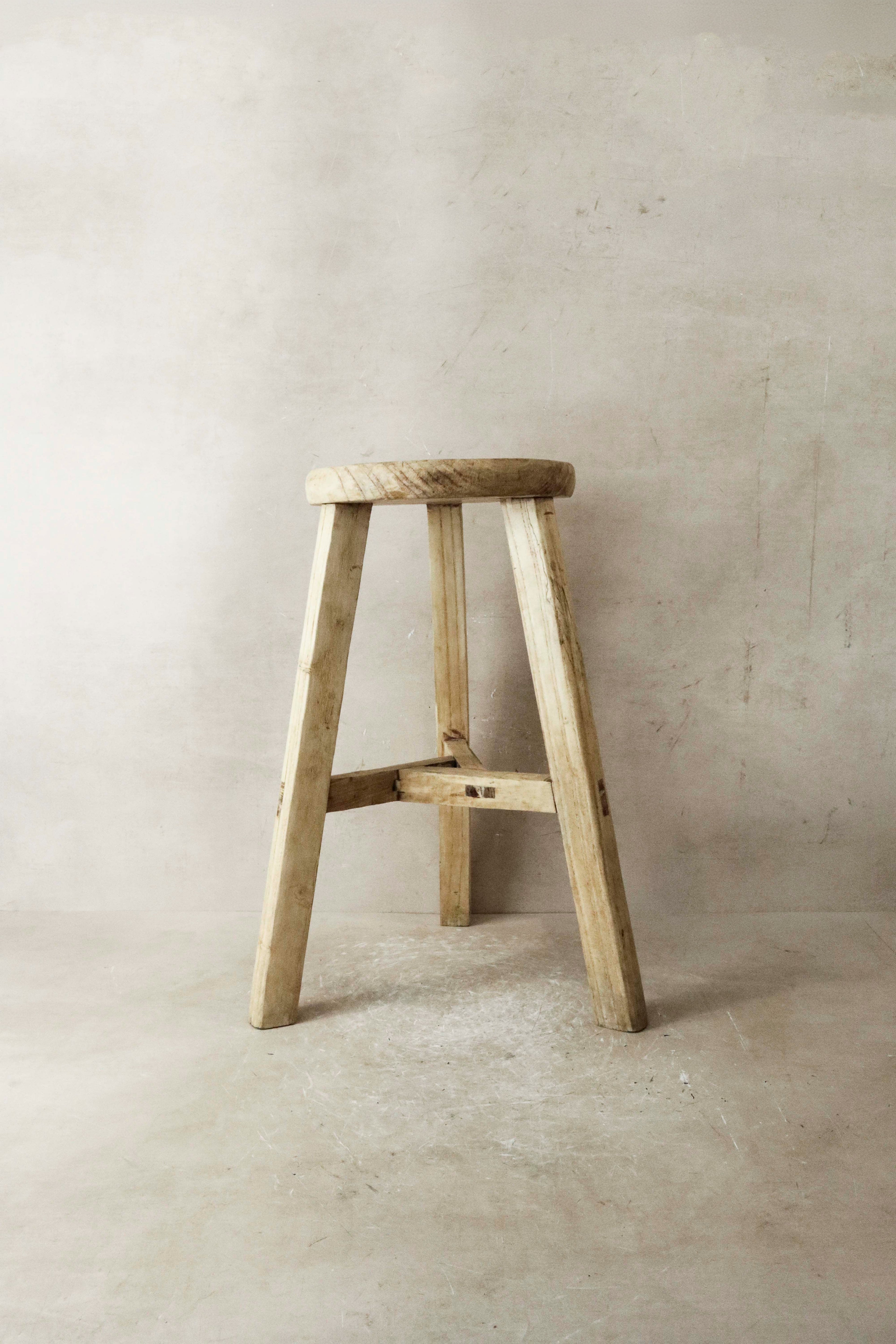 Vintage Rustic Elm Wood Stool - Round - No 25