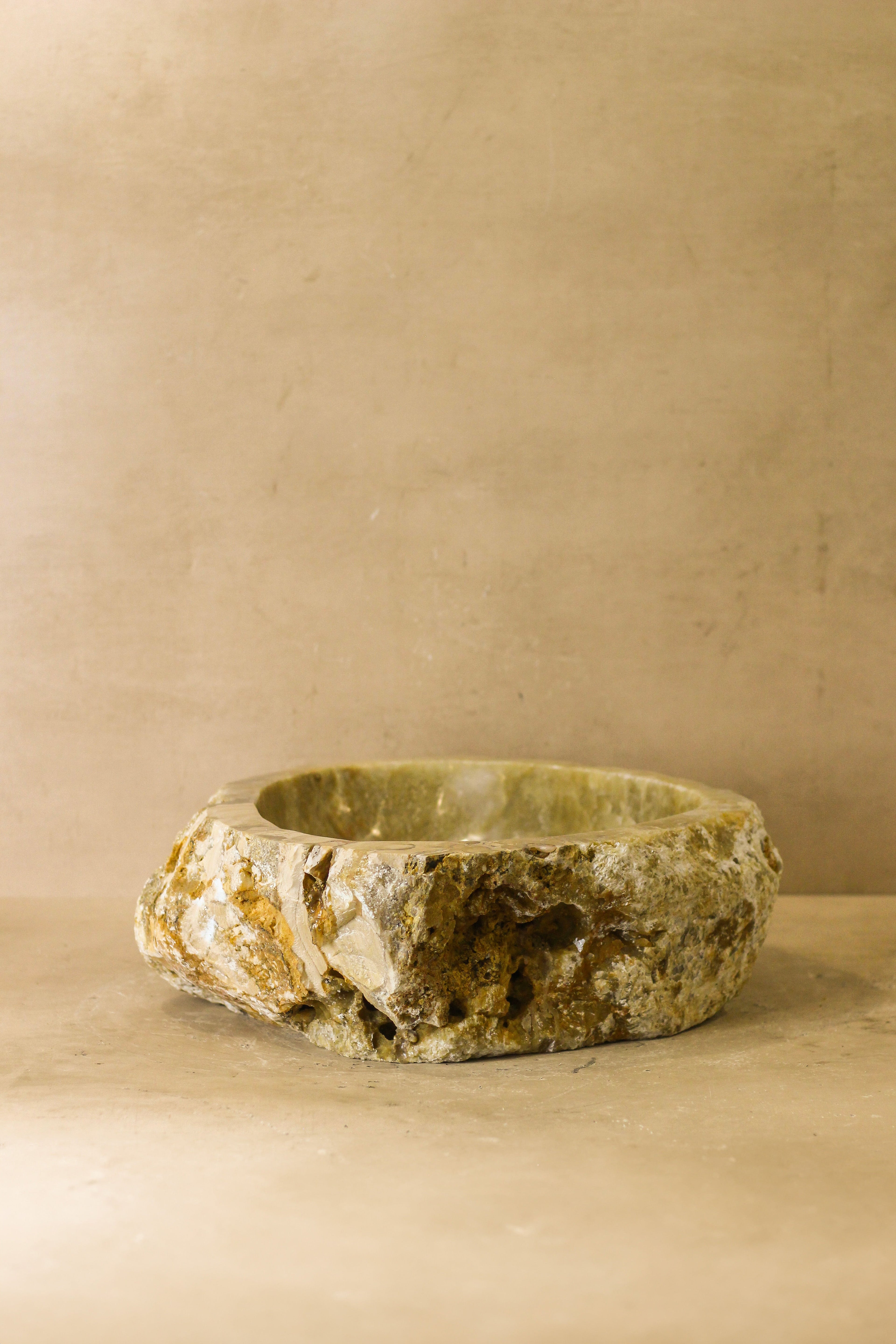Raw Edge Onyx Wash Basin - No 3