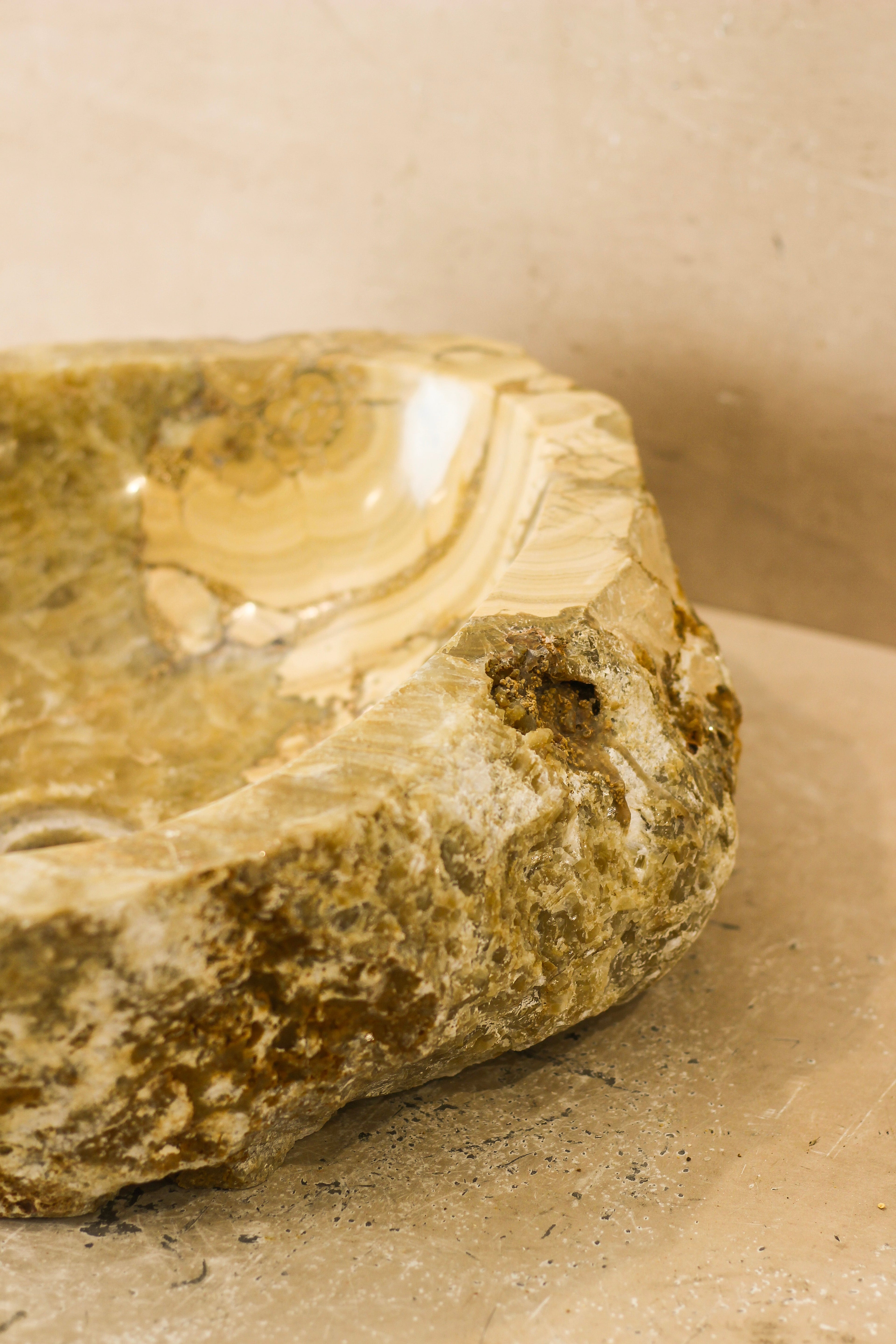 Raw Edge Onyx Wash Basin - No 3