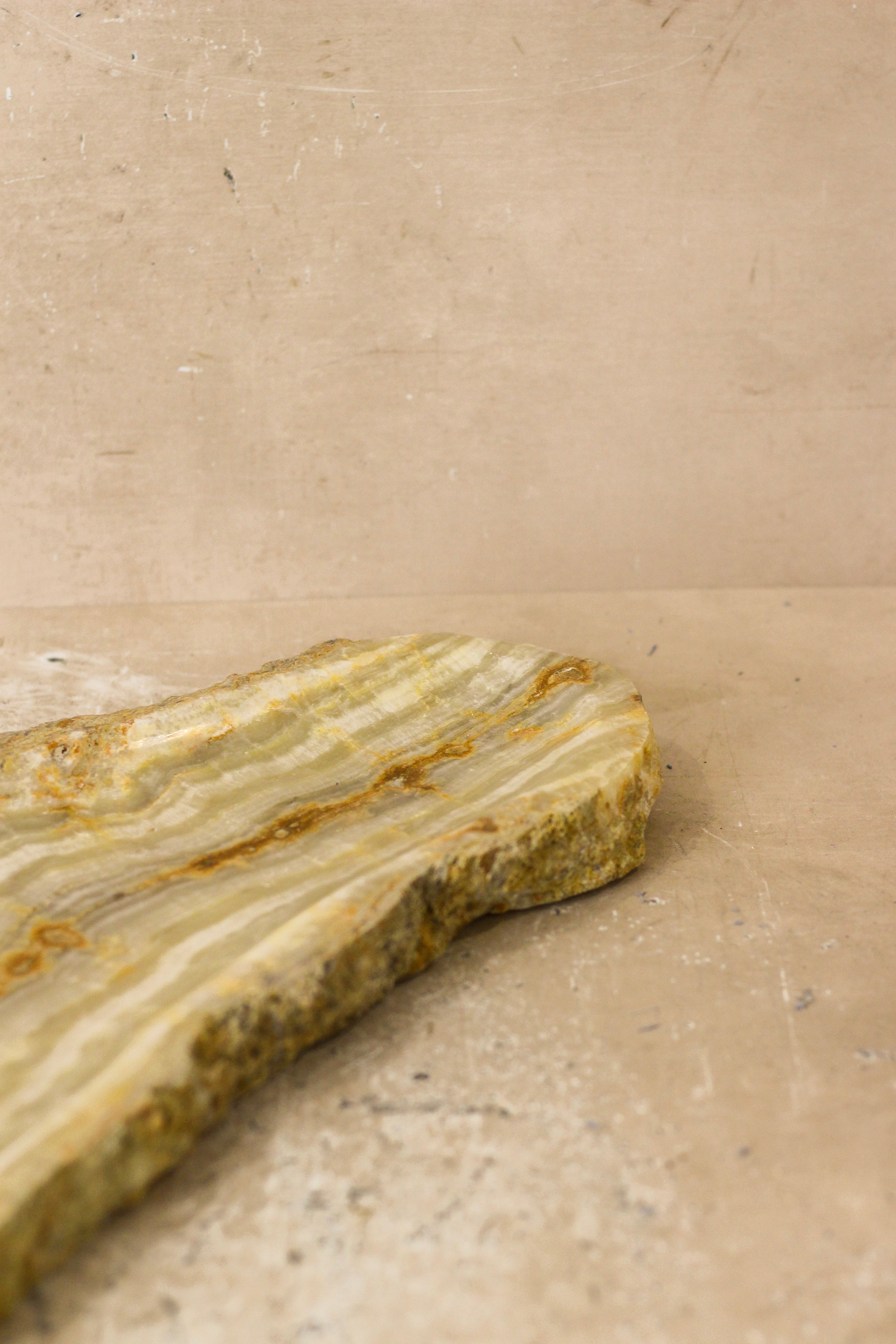 Premium Onyx Tray Raw Edge No 12